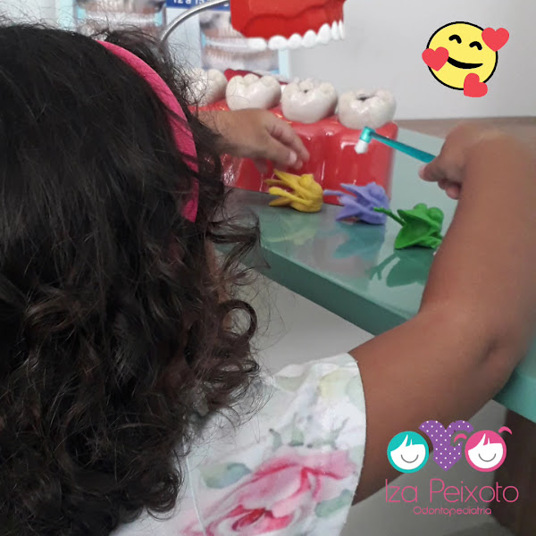 Foto 3 de Dra Iza Peixoto Odontopediatria e Sedação Inalatória CRO 10300