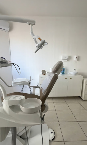Foto 3 de Dra Iza Strelow - Dentista em Palhoça