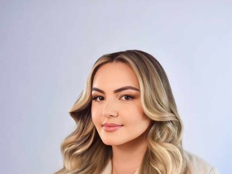 Foto 7 de Dra. Izabella Mello | Dentista em Natal | Urgência Odontológica 24h | Dentista 24h