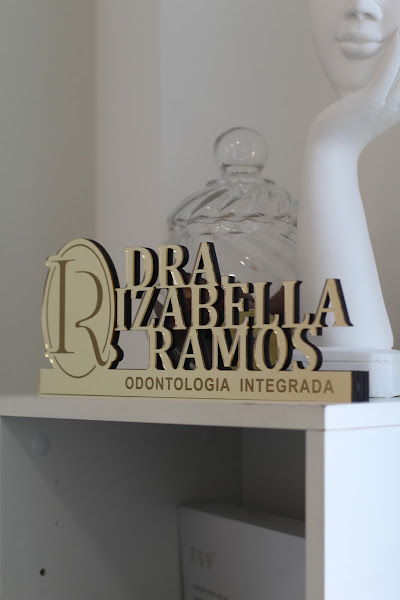 Foto 2 de Dra Izabella Ramos