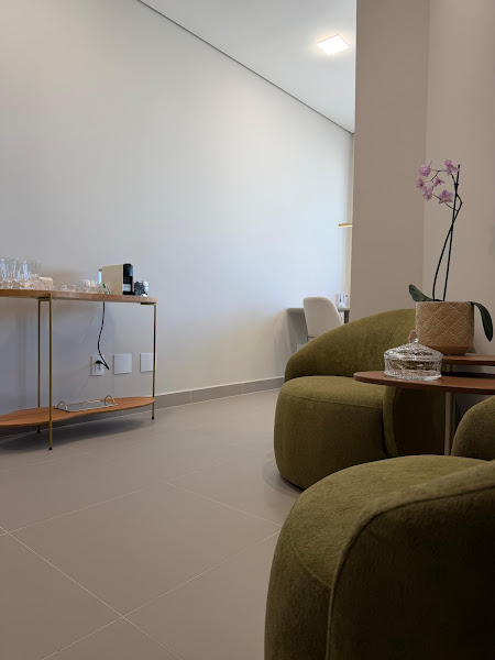 Foto 2 de Dra. Izadora Marcatto - Odontologia Estética e Reabilitação Oral