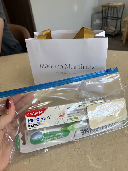 Foto 3 de Dra. Izadora Martinez | Dentista em São José do Rio Preto | Siso, Prótese e Estética