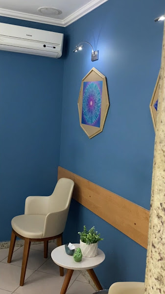 Foto 3 de Dra. Janaína Pimenta - Periodontia & odontologia preventiva. Diagnósticos salivares para tratamento de boca seca.