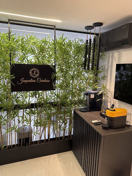 Foto 2 de Dra. Jaqueline Cardoso