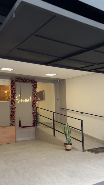 Foto 3 de Dra. Jaqueline Martins Odontologia Estética - São Miguel Paulista