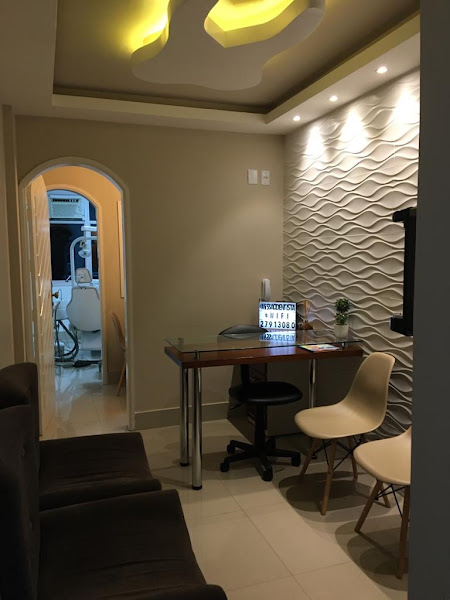 Foto 2 de Dra. Jeniffer Denucci - CRO - Rj 38233, Dentista em Macaé Rj