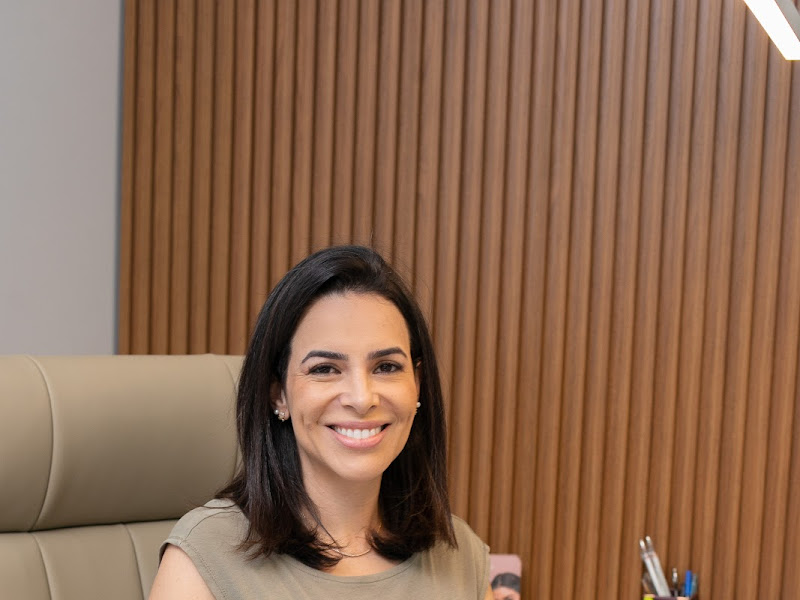 Foto 3 de Dra. Jessica F. Silva - Harmonização Orofacial e Cirurgia Estética da Face