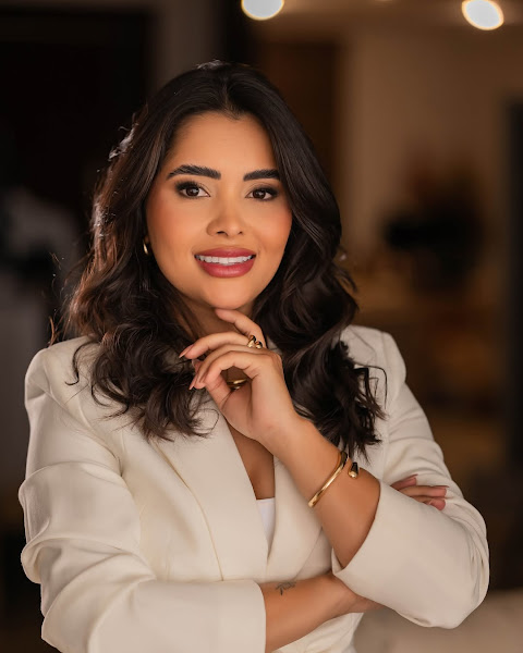 Foto 2 de Dra. Jéssica Fernanda | Odontologia Estética e Implantes | Dentista Rio Preto 24 hrs