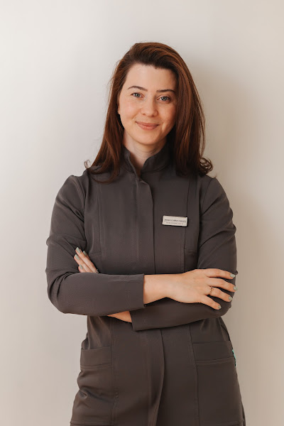 Foto 2 de Dra. Jéssica Peretti - Periodontista