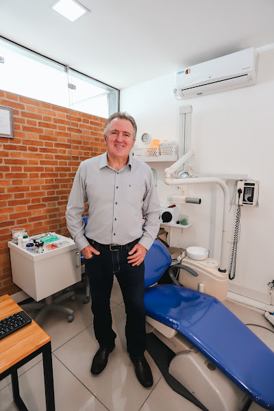 Foto 2 de Dra. Jocymara Amaral | Dr. Milton Raymundini | Dentista em Itu