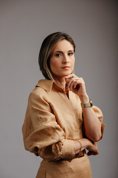 Foto 2 de Dra. Josiane Almeida | Ortodontia e Estética Dental em Macaé