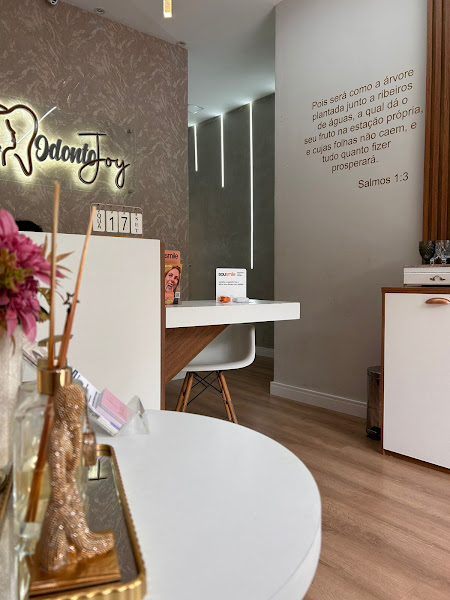 Foto 2 de Dra Joyce de Luccas | OdontoJoy