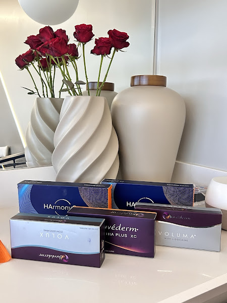 Foto 3 de Dra Joyce Tòrraca - Harmonização Facial