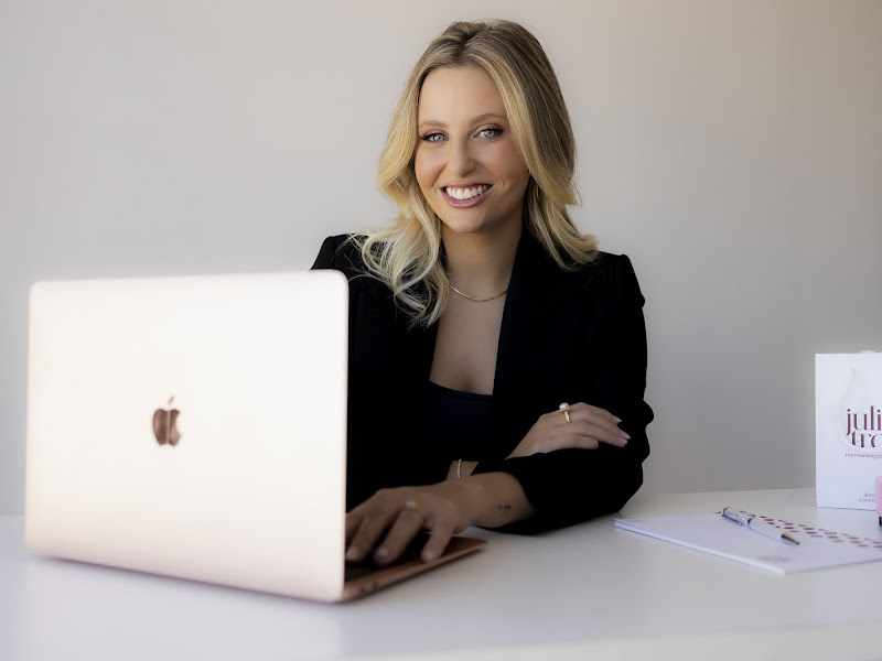 Foto 8 de Dra. Julia Becker Odontologia