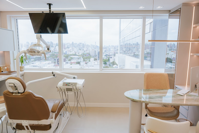 Foto 3 de Dra. Júlia Cezere | Odontologia & Harmonização Facial