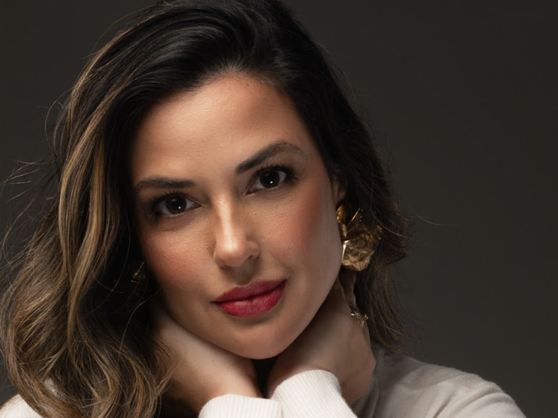 Foto de Dra Julia Fontes - Harmonização Facial