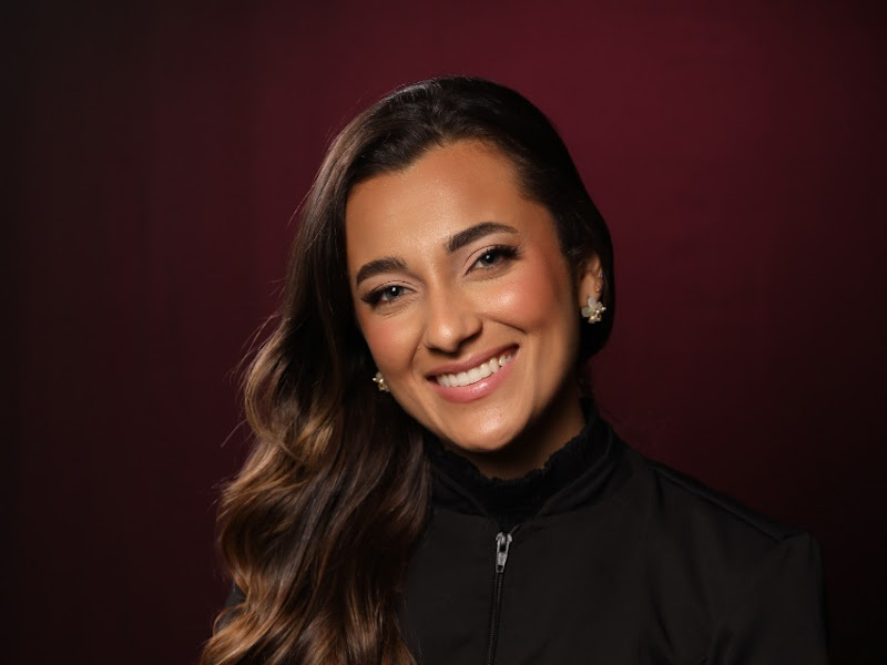 Foto de Dra. Julia Lins | Odontologia