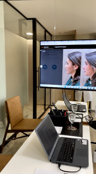 Foto 2 de Dra Júlia Seabra - Harmonização Facial Pós Cirurgia Bariátrica