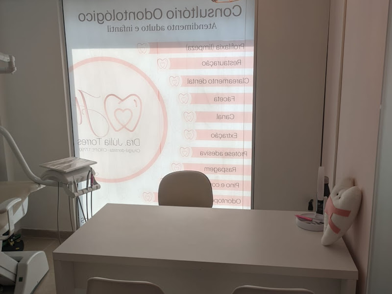 Foto 2 de Dra Júlia Torres - Dentista, Olinda-PE