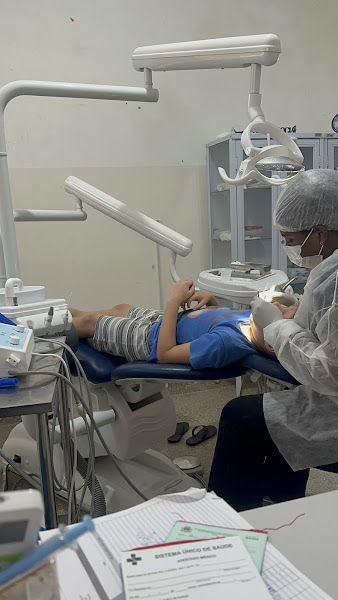 Foto 2 de Dra. Júlia Valentina | Cirurgiã Dentista