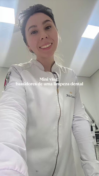 Foto 3 de Dra. Júlia Xavier - Cirurgiã-dentista