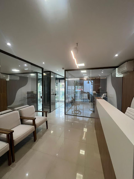 Foto 2 de Dra Juliana Cortes Odontologia Estética