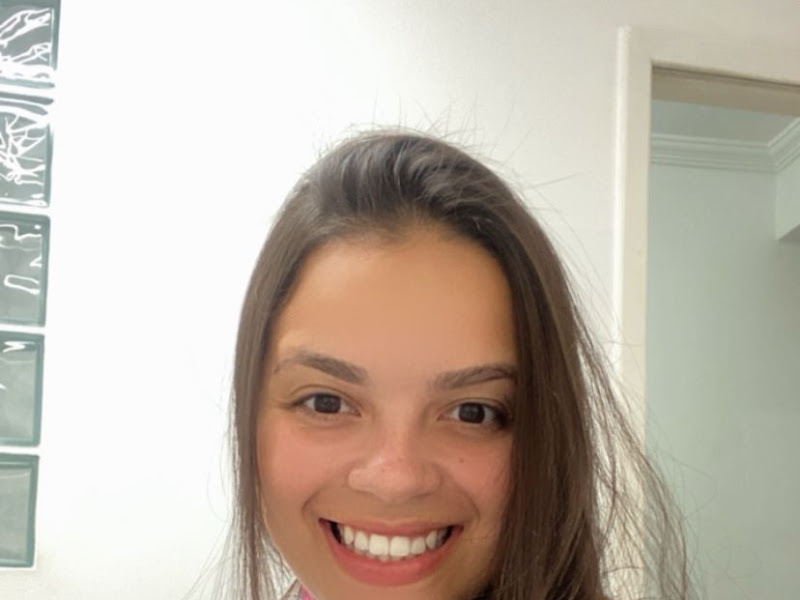 Foto 2 de Dra. Juliana Freire M. Borenszten