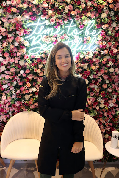 Foto 2 de Dra. Juliana Rosalvo — Ortodontia