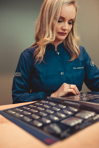 Foto 2 de Dra. Juliana Salazar Odontologia Especializada Ortodontia Invisalign