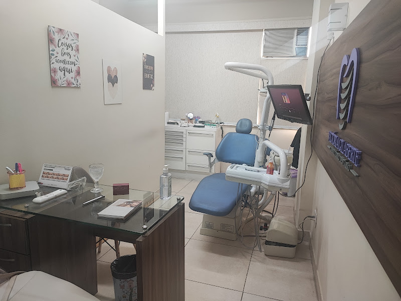 Foto 2 de Dra. Juliana Salles - Dentista RJ