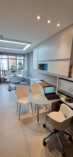 Foto 2 de Dra. Juliana Sampaio - Odontologia