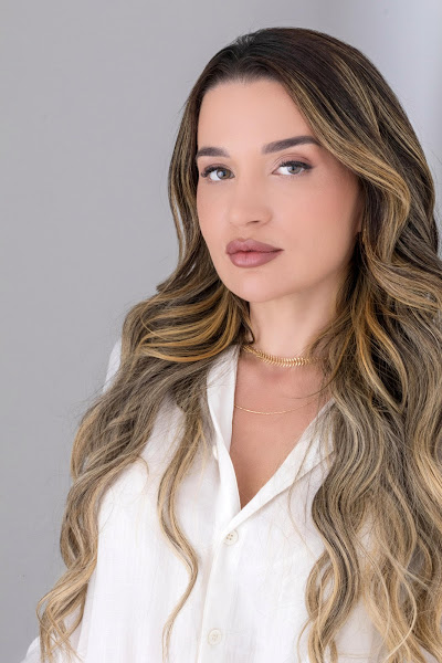 Foto 2 de Dra. Juliana Saraiva - Preenchimento Labial e Harmonização Orofacial em Cabo Frio