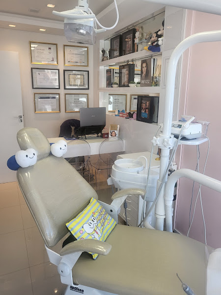 Foto 3 de Dra. Juliana Uady Schmitt