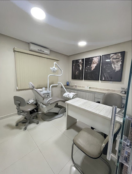 Foto 2 de Dra. Juliele Almeida CRO-AM 8066