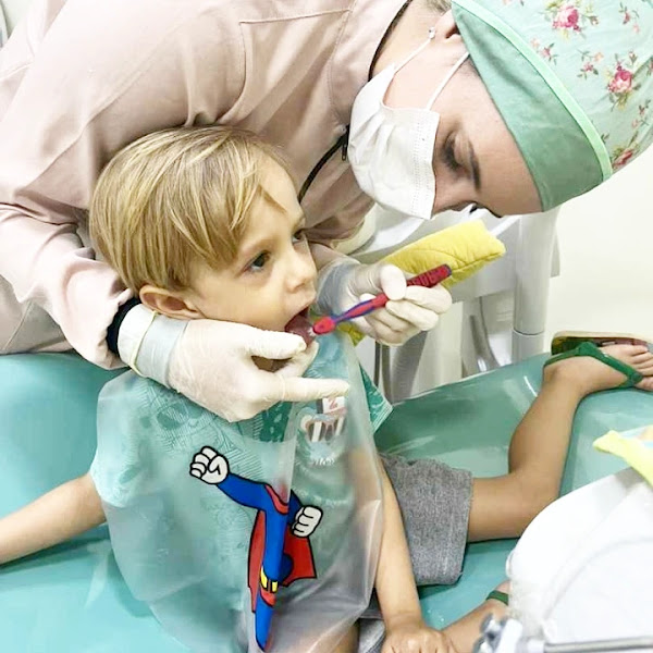 Foto 3 de Dra. Juliene Stivali Odontopediatria e Sedação na Odontologia