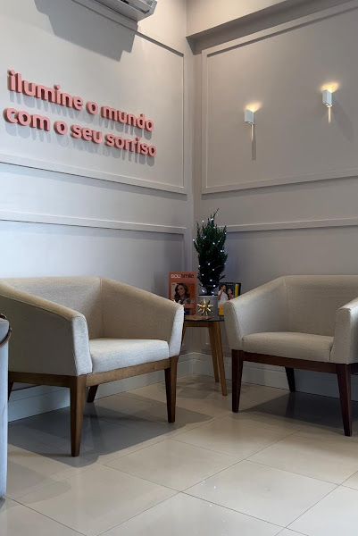 Foto 3 de Dra. July Pinheiro - Sou Smile, Invisalign & Alinhadores em Belém-PA