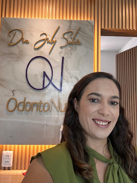 Foto 2 de Dra July Silva