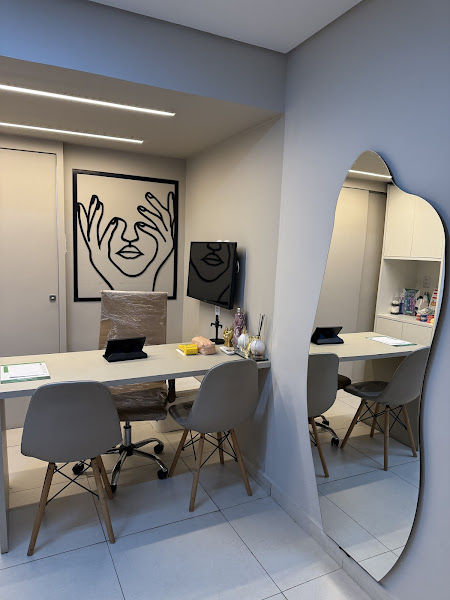 Foto 3 de Dra. Julyana Vargas