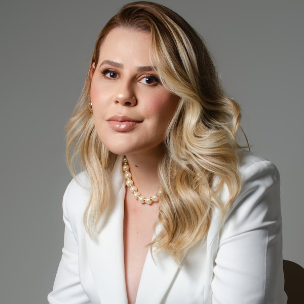 Foto 2 de Dra Kaline Cavalcante