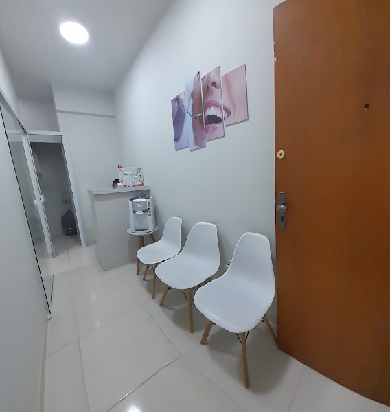 Foto 2 de Dra. Kamilla Júlia Spercazechi - DENTISTA NOVA FRIBURGO CONVÊNIO E PARTICULAR