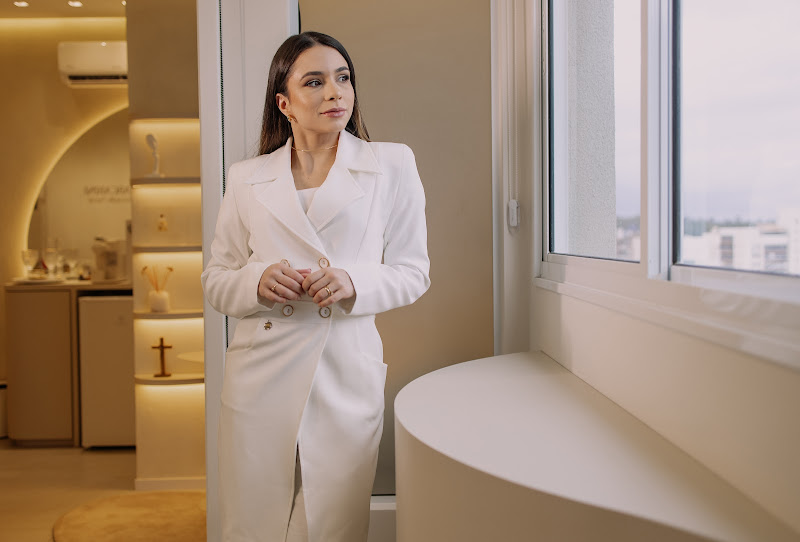 Foto 2 de Dra. Kananda Marcarini - Harmonização Facial em Vitória