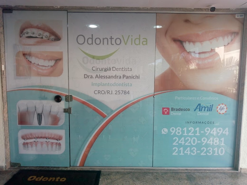 Foto 3 de Dra. Kandice Marchetti - Dentista em Vargem Pequena e Recreio