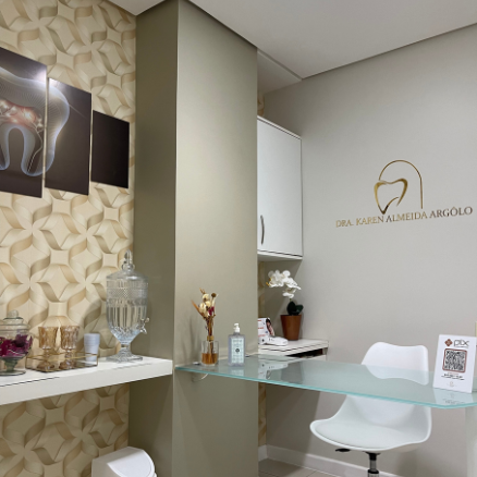 Foto 3 de Dra.Karen Almeida - Dentista Adulto e Infantil