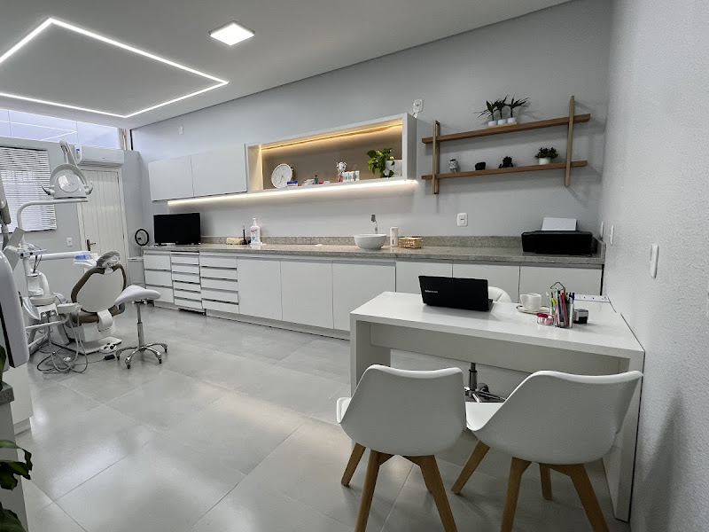 Foto 3 de Dra Karen Ventura Odontologia Especializada