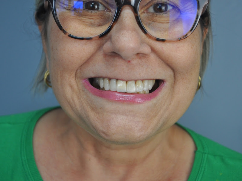 Foto de Dra Kárin Borges | Facetas em Resende