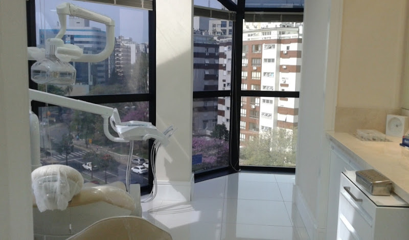 Foto 3 de Dra. Karin Leite | Odontologia | Prótese e Implante | Clínica Geral