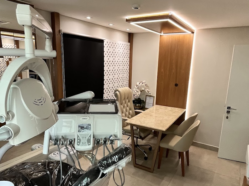 Foto 8 de Dra. Kariny Leylin KL Odonto Class - Dentista