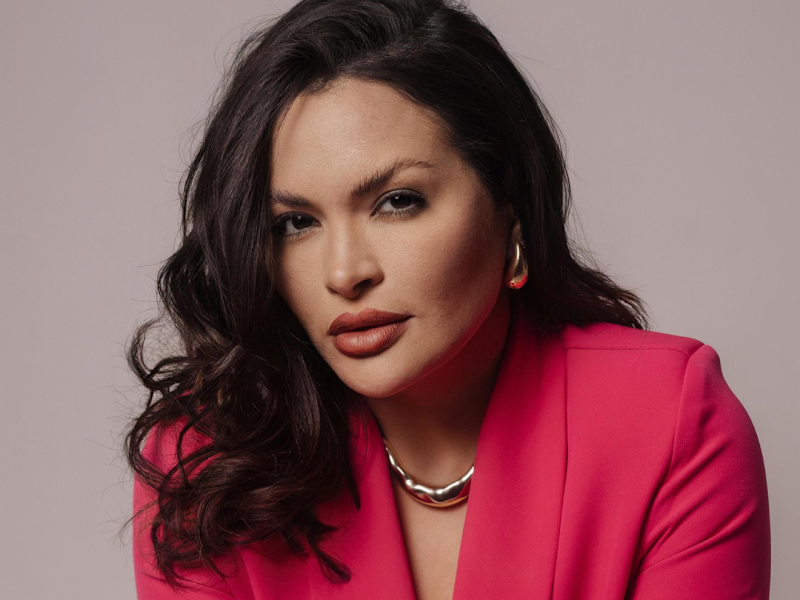 Foto de Dra. Karla Lima - Harmonização Orofacial e Ortodontia