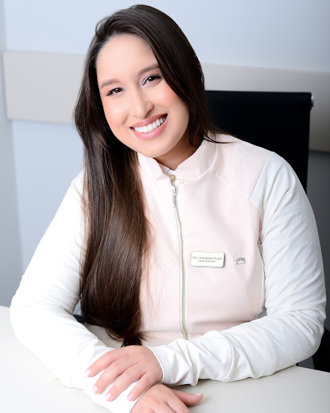 Foto 2 de Dra. Karolaine Prado - Dentista