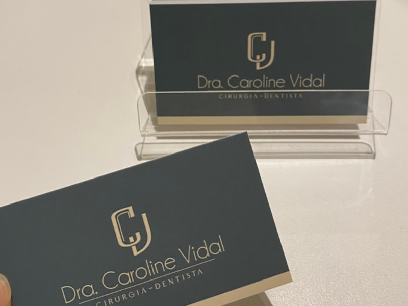 Foto 9 de Dra. Karolina S. Takeshita Odontologia em Curitiba